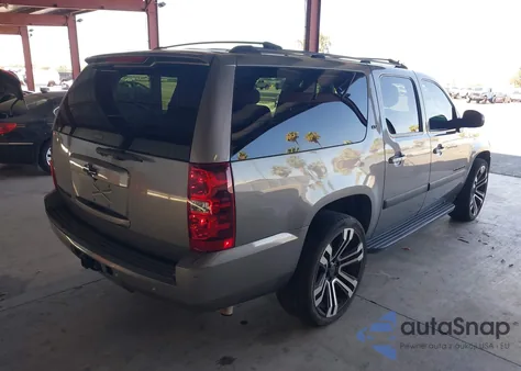 2007 Chevrolet Suburban 1500 Ltz z USA, uszkodzony, nr VIN 1GNFC16057J236556